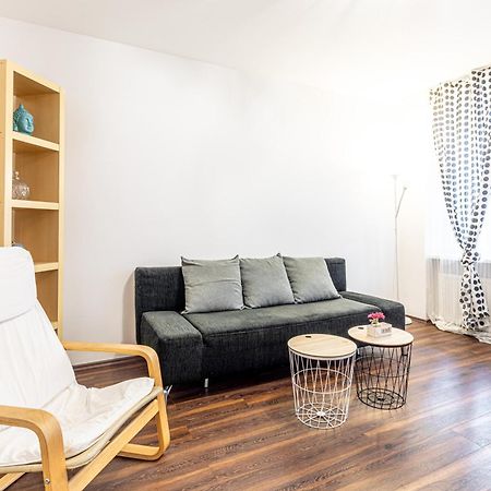 Central & Affordable By Jr City Apartments Виена Екстериор снимка